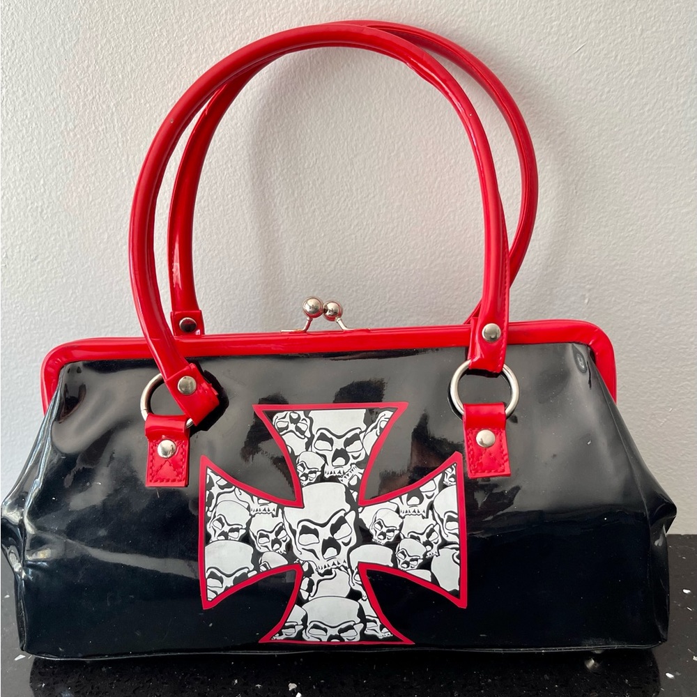NWOT- Black and Red Gothic Skull Purse